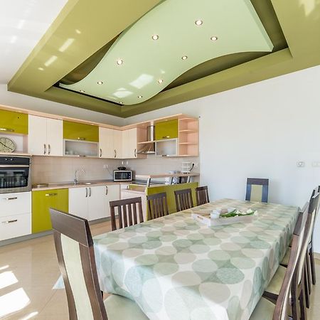 Crowonder Sun&Fun Holiday House With Large Swimming Pool, Playroom And Garden Бибинє Екстер'єр фото